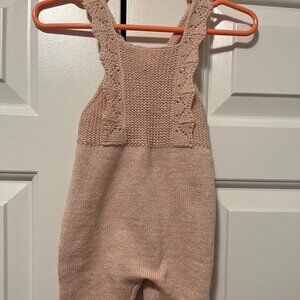 Item photo preview #1 Item photo preview #2 Item photo preview #3    Samantha C